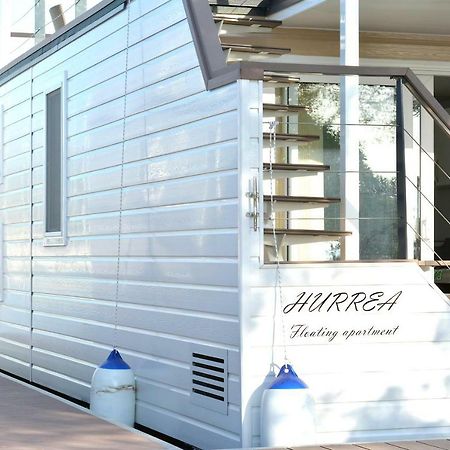 Floating House Hurrea Villa ปอร์โตรอซ ภายนอก รูปภาพ